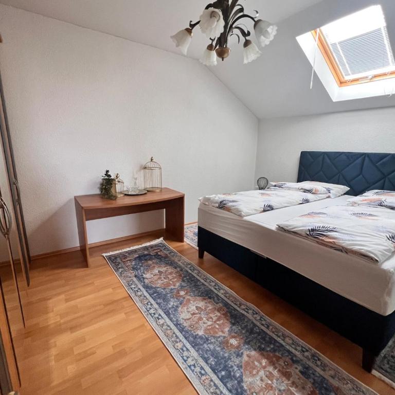 Entire House with THE BEST View and Garage - Vila sa Pogledom na Vrt - 25
