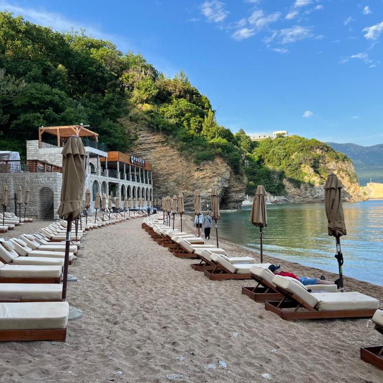 Blue Vista - Villa with Sea View - 35