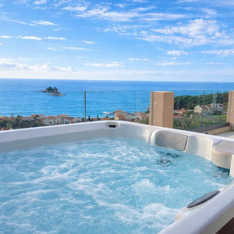 Blue Vista - Villa with Sea View - 27