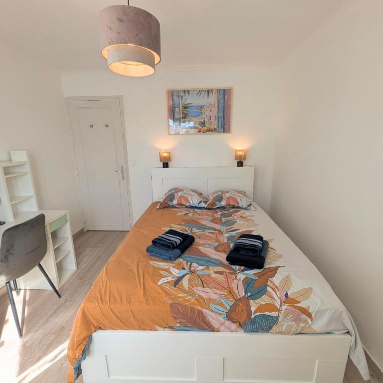 Antibes centre, joli 3 pièces - Apartamento de 2 dormitorios - 10
