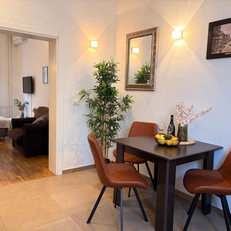 City Break Apartments Chic and Luxury - Apartman sa Terasom - 11