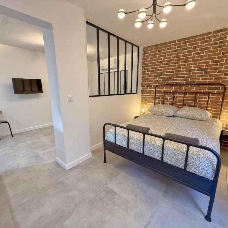 L'Esterel Appartements Plage 450m & Gare Saint-Raphael 950m - Apartment with Terrace - 6