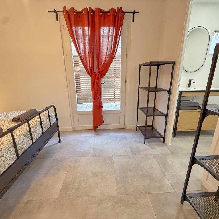 L'Esterel Appartements Plage 450m & Gare Saint-Raphael 950m - Apartment with Terrace - 9