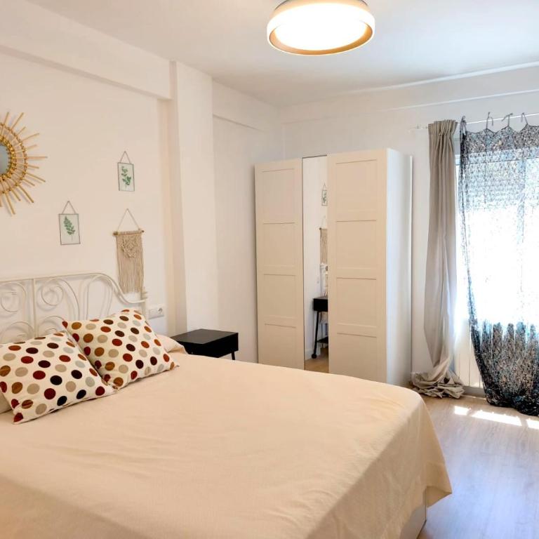 Bonito apartamento céntrico al lado del mar - Three-Bedroom Apartment - 22