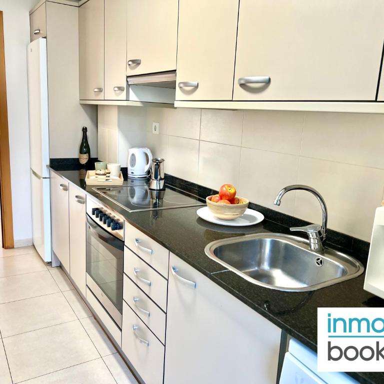 Paradisse Village Family Holiday Salou - Apartamento de 2 dormitorios con vistas a la piscina - 8