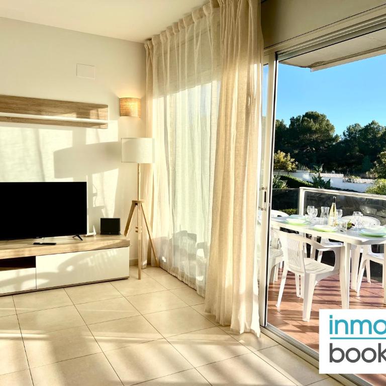 Paradisse Village Family Holiday Salou - Apartamento de 2 dormitorios con vistas a la piscina - 20