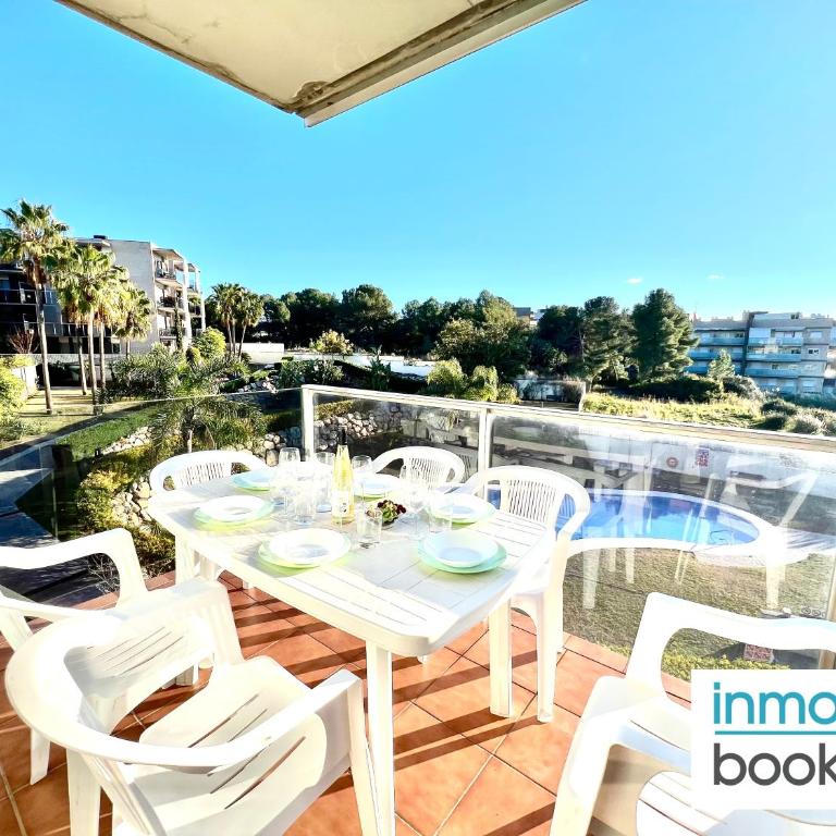 Paradisse Village Family Holiday Salou - Apartamento de 2 dormitorios con vistas a la piscina - 17