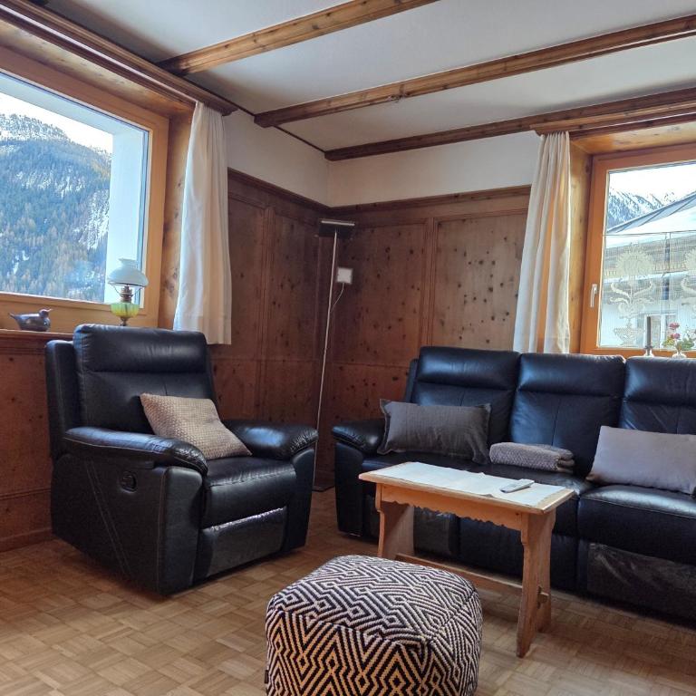 Chasa Bellavista - Apartment mit 3 Schlafzimmern und Balkon - 17