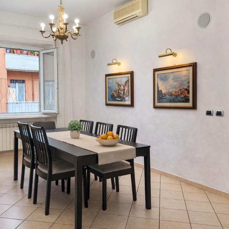 -Colosseum 15 Min -Trastevere, Free Wi-Fi and A-C - Appartamento con 3 Camere da Letto - 5