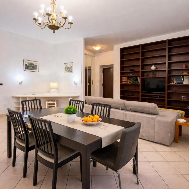 -Colosseum 15 Min -Trastevere, Free Wi-Fi and A-C - Appartamento con 3 Camere da Letto - 2