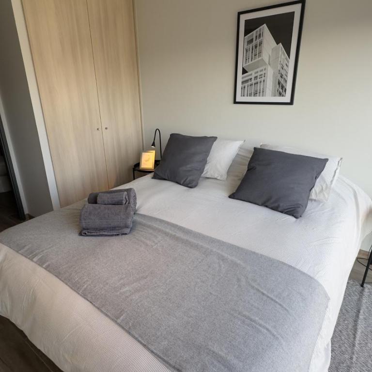 Oceana Suites Toesca I Movistar Arena - One-Bedroom Apartment with Balcony - 13
