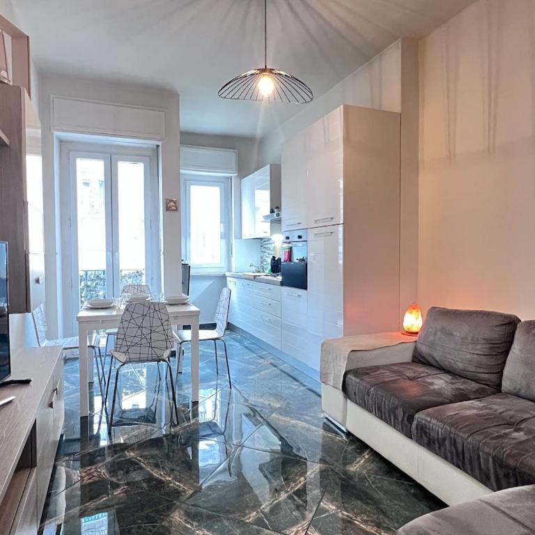Metro Bengasi - Cozy Flat - city center in 10 minutes - Appartamento con 1 Camera da Letto - 1