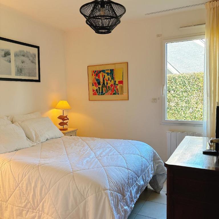 BAG GWENN - 2 à 4 vacanciers - 2 chambres - Jardin clos - Petit chien bienvenu - 2 vélos -- Plages et Commerces à pied - Appartement 2 Chambres - 14