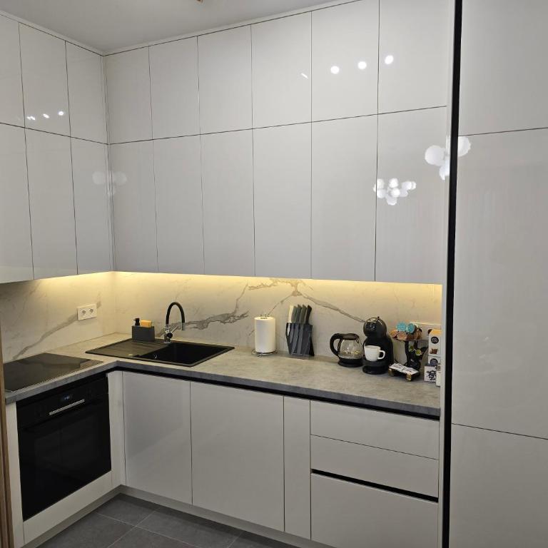 Lux Apartments Maya 2 - Apartman sa 2 Spavaće Sobe i Balkonom - 6