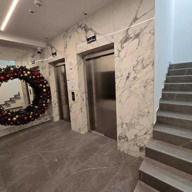 Lux Apartments Maya 2 - Two-Bedroom Apartment with Balcony - 39