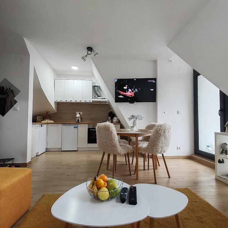 Divčibarska čarolija - Apartman sa 1 Spavaćom Sobom - 10
