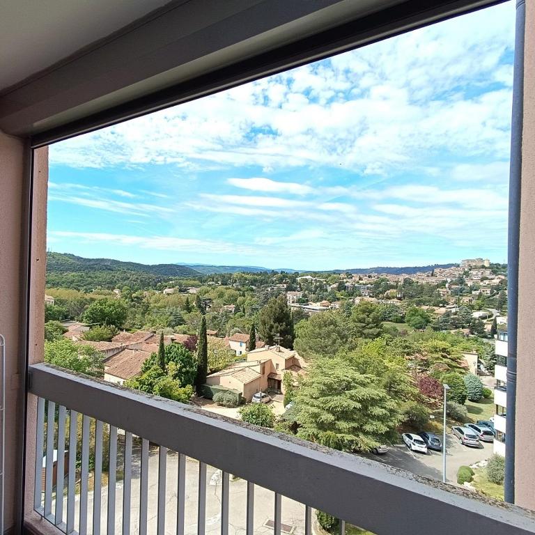 T1 - Belle Vue Panoramique - Studio with Balcony - 12