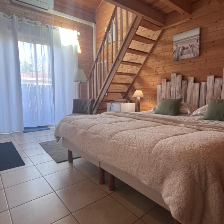 La Villa Herbert - Piscine chauffée, Spa, Vélos gratuits - Chambre Triple Supérieure - 1
