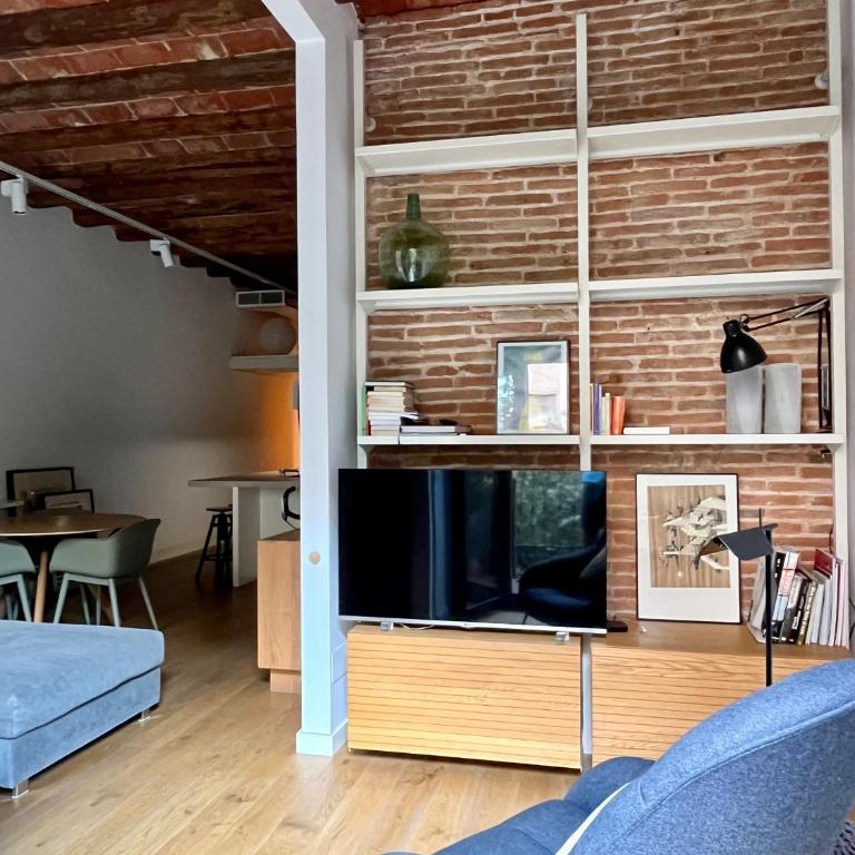 Spacious and cozy apartment - One-Bedroom Apartment - 6