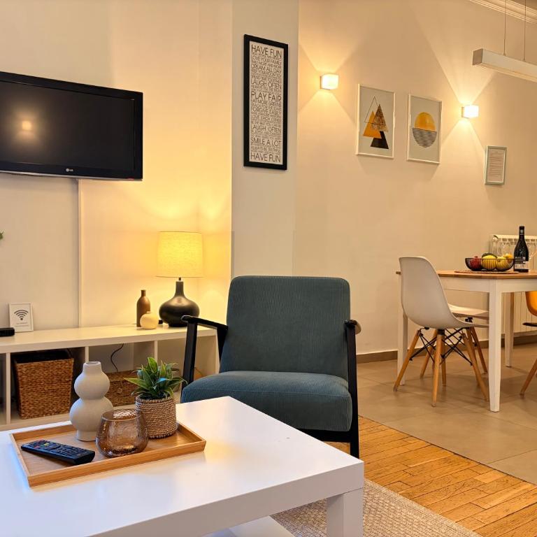 City Break Apartments Chic and Luxury - Deluks Apartman sa 2 Spavaće Sobe - 11