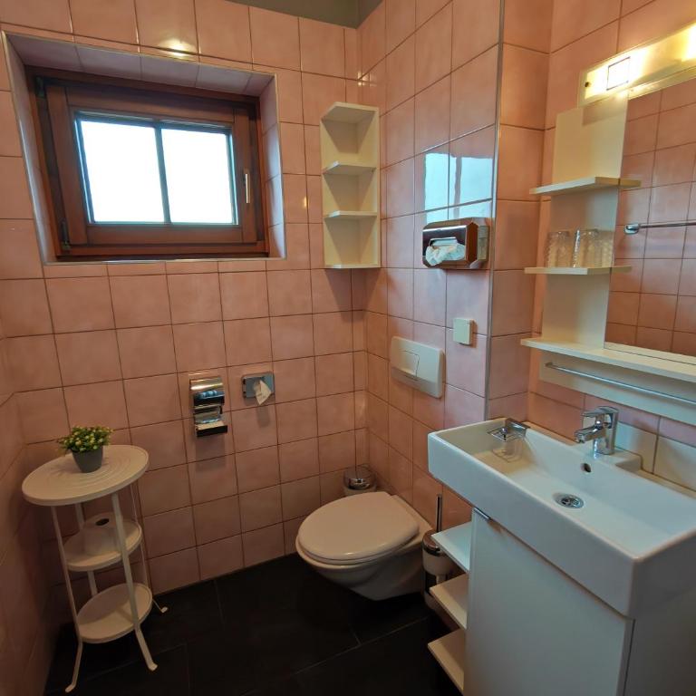 Hotel Kärntnerhof Velden - Zum Schankbaron - Doppelzimmer mit Balkon - 2
