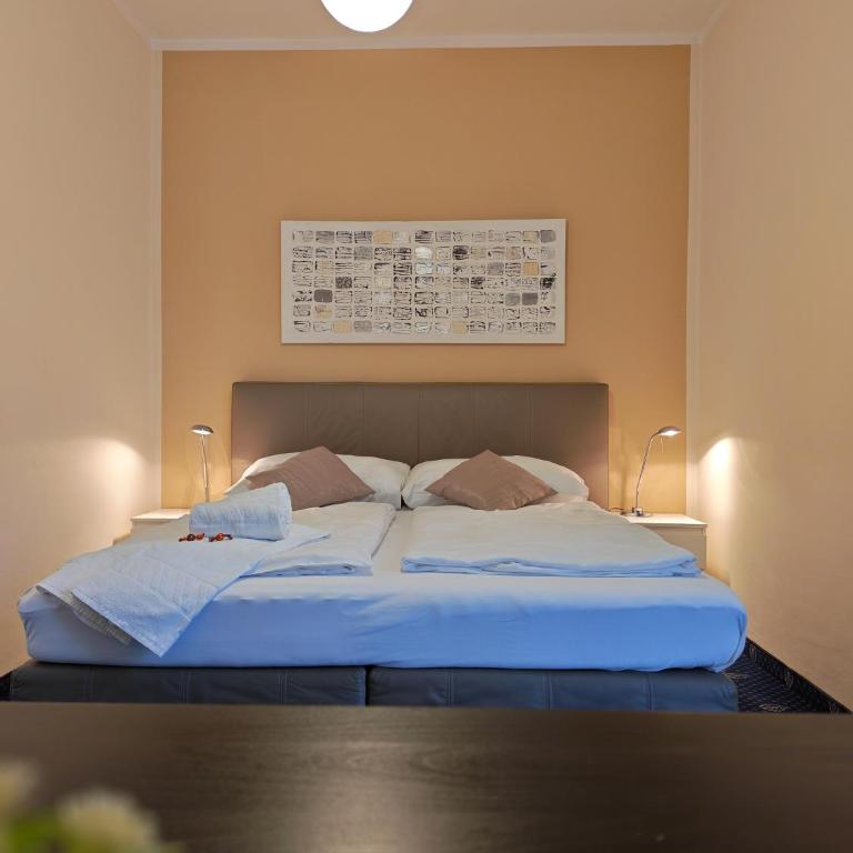 Hotel Kärntnerhof Velden - Zum Schankbaron - Doppelzimmer mit Balkon - 5