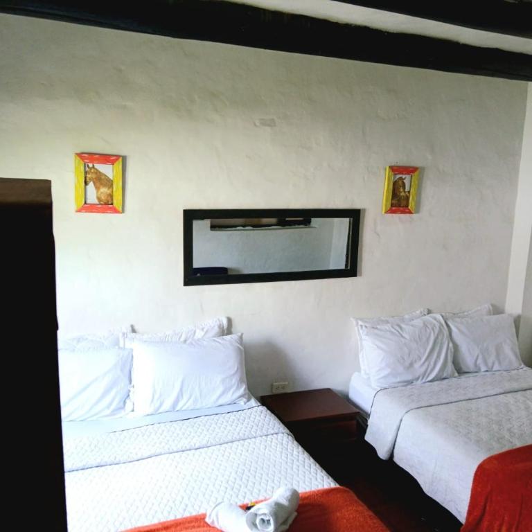 La tranquera hotel - Quadruple Room with Private Bathroom - 2