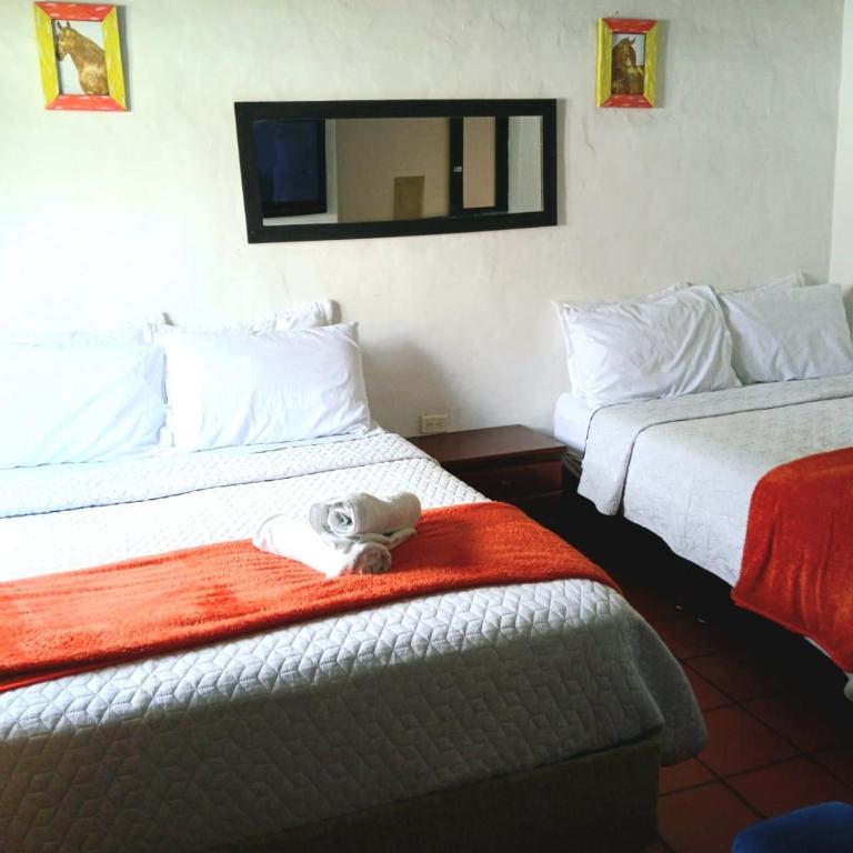 La tranquera hotel - Quadruple Room with Private Bathroom - 3