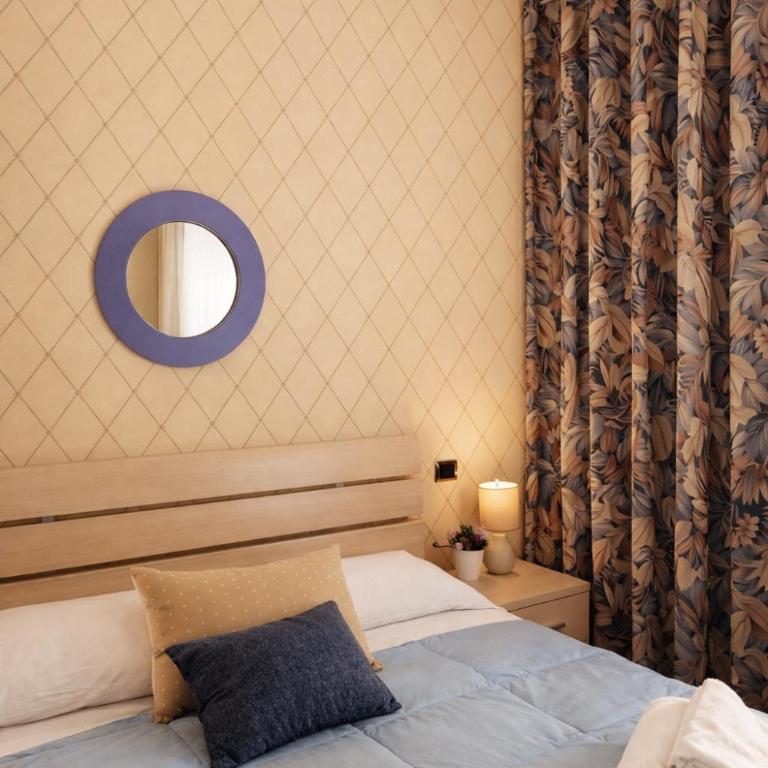 Cuore Urbano - Appartamento con 2 Camere da Letto e Balcone - 4