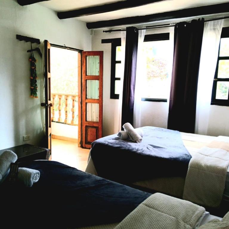 La tranquera hotel - Standard Queen Room with Two Queen Beds - 1