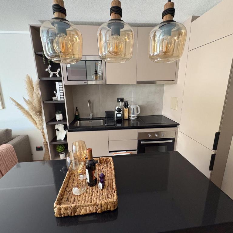 Pequeño oasis con terraza privada - One-Bedroom Apartment - 17