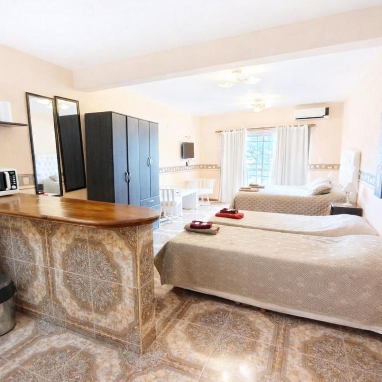 Apart Sorrento - One-Bedroom Loft Apartment with Balcony - 13