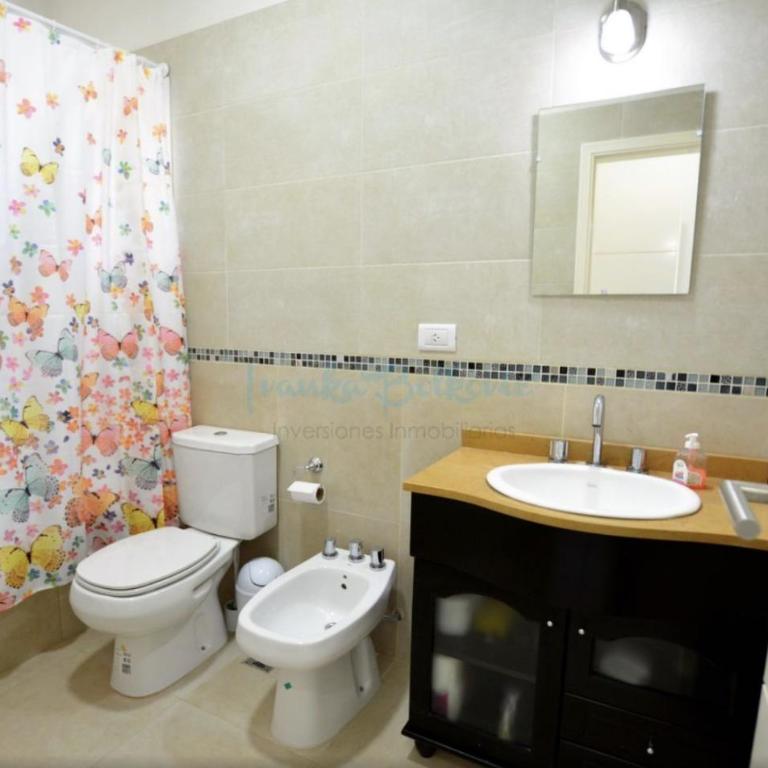 Casa familiar en Costa Esmeralda Barrio Deportivo - Villa de 3 dormitorios - 2