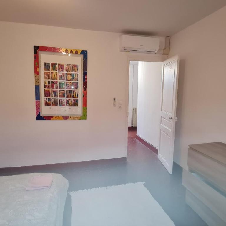 Appartement Duplex nimes centre160m2 climatisation 3 chambres avec parking - Appartamento con Vista Città - 28