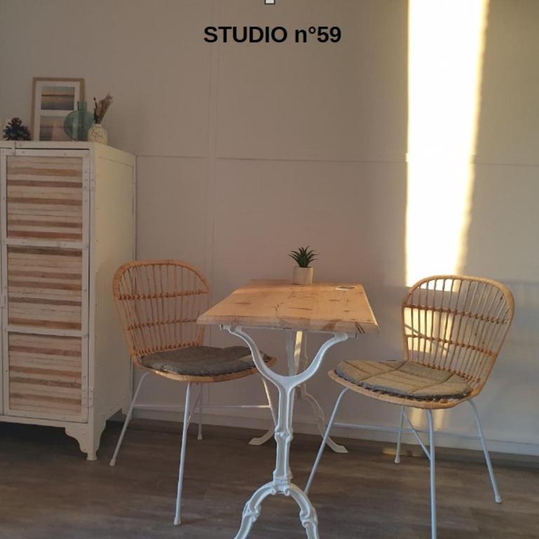 studio59, climatisé, parking, piscine, vue, wifi gratuit - Studio - Vue sur Piscine - 10