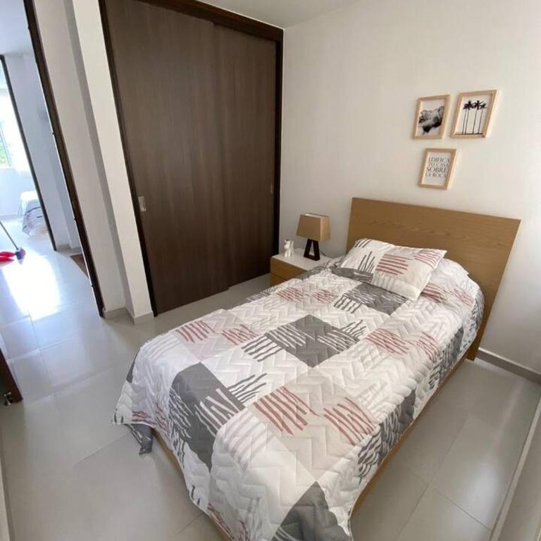 Apto Moderno 3 hab con Piscina, Balcón y BQQ - Apartamento de 3 dormitorios - 13