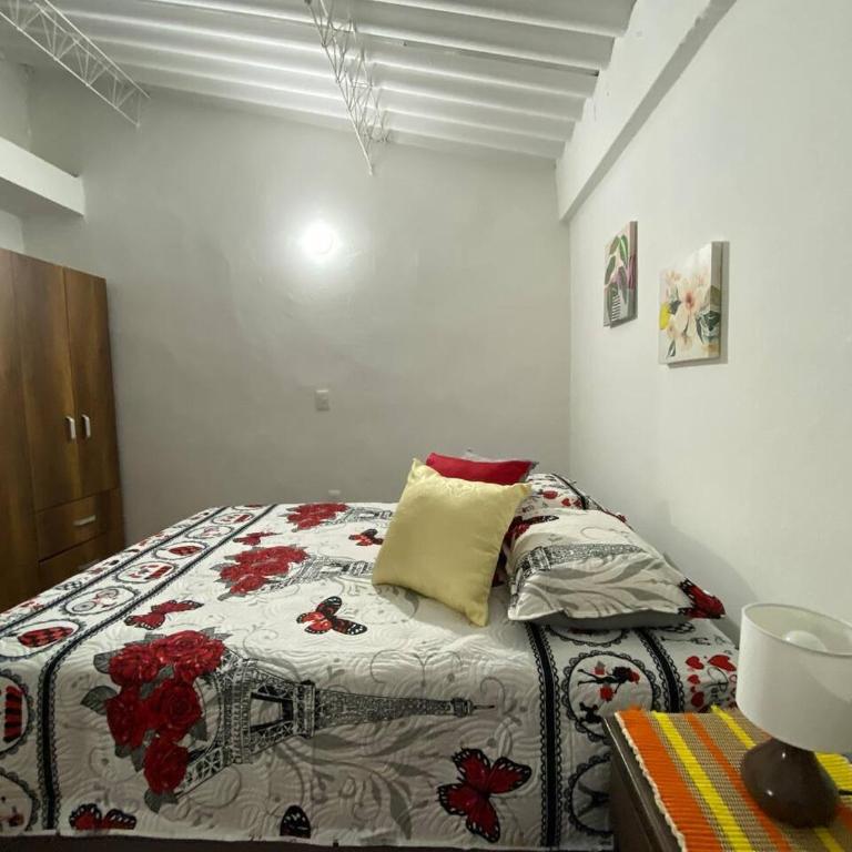 Casa Amplia de 3 Pisos - 3 Habitaciones - Zona Verde de Bucaramanga - Three-Bedroom Apartment - 26