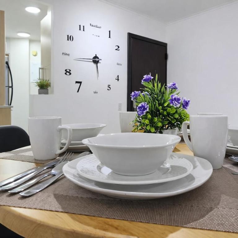 Confort & Ubicación Hermoso Apt en El Rosal, CCS - Two-Bedroom Family Apartment - 19