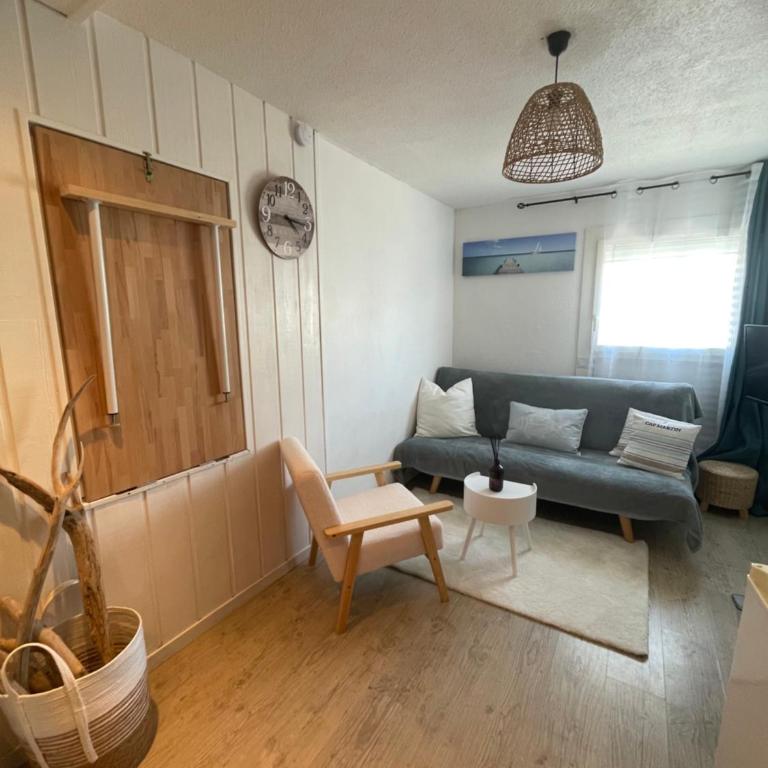 Studio cosy avec piscine et parking à Gruissan - Apartamento de 1 dormitorio - 4