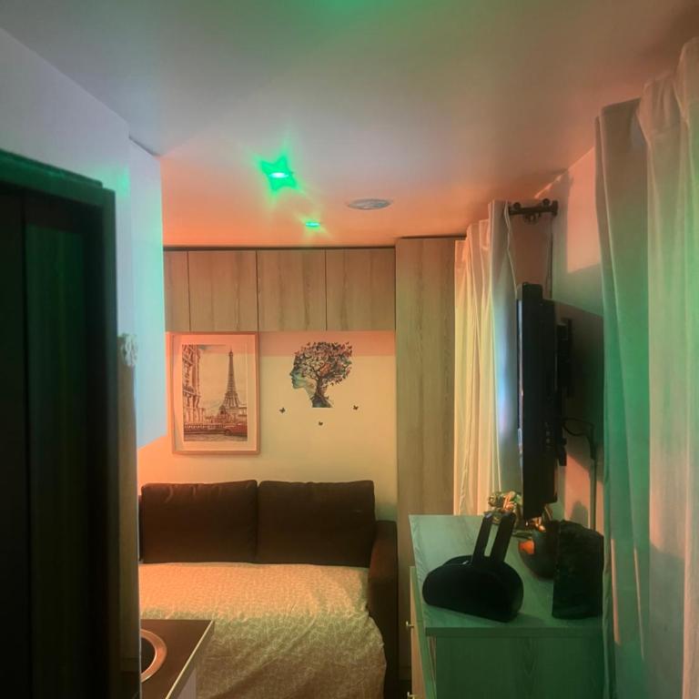 Bed setting room in Galeries Lafayette street - Studio - 7