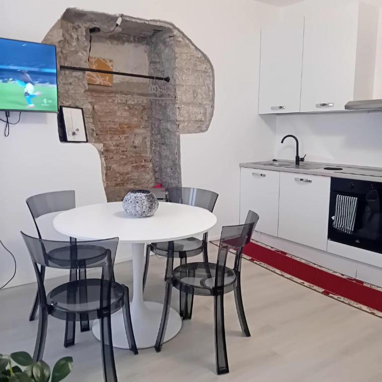 Piazza Roma apartment next como lake and station by revenue house - Appartamento con 1 Camera da Letto - 1