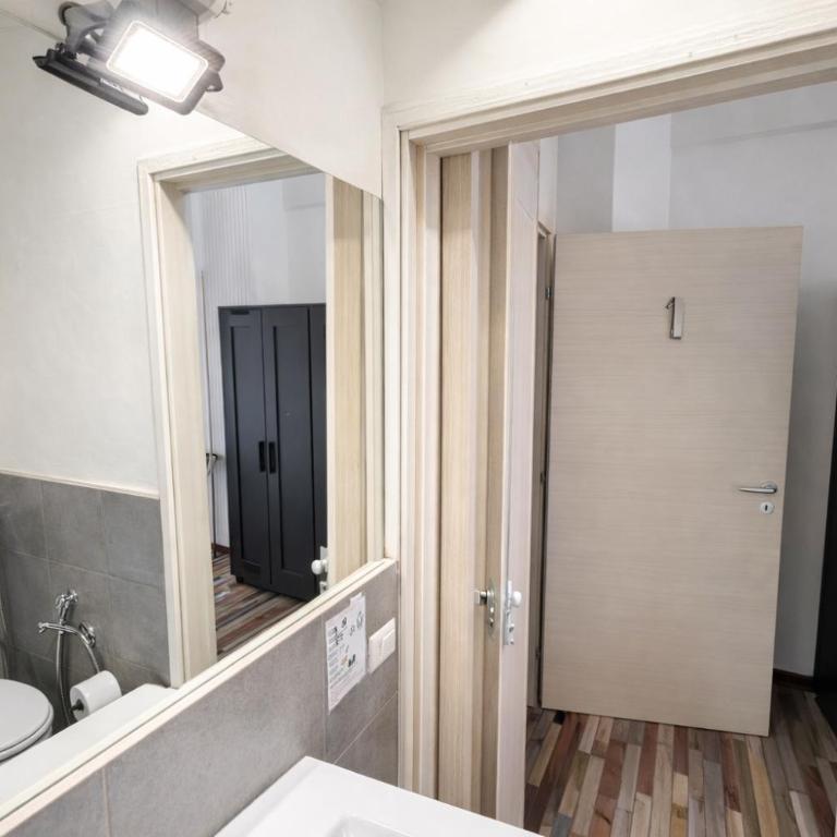 Vatican Museums Rooms 1 Min Metro Cipro - Double Room with Private Bathroom - 5