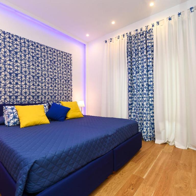 Sorrento Central Rooms - Suite Familiare con Balcone - 2
