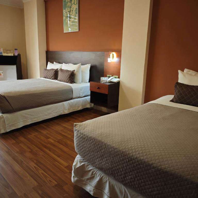 Hotel Pairumani - Habitación con 2 camas grandes - 10