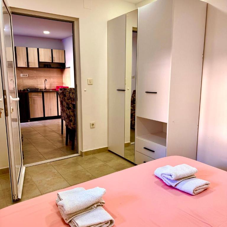Adriatic Stay Apartments - Apartman s 1 Spavaćom Sobom i Balkonom - 6