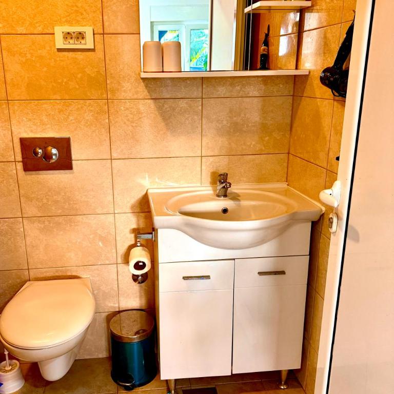 Adriatic Stay Apartments - Apartman s 1 Spavaćom Sobom i Balkonom - 17