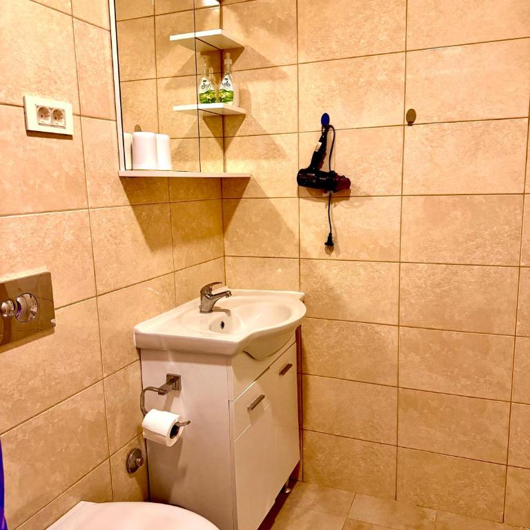 Adriatic Stay Apartments - Apartman s 1 Spavaćom Sobom i Balkonom - 18