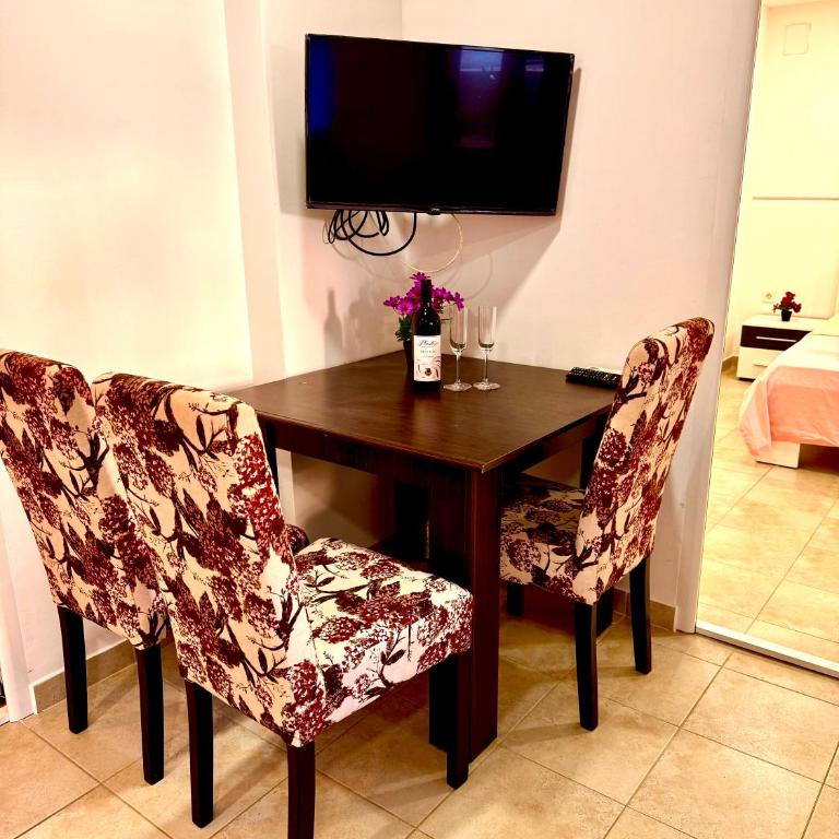 Adriatic Stay Apartments - Apartman s 1 Spavaćom Sobom i Balkonom - 15