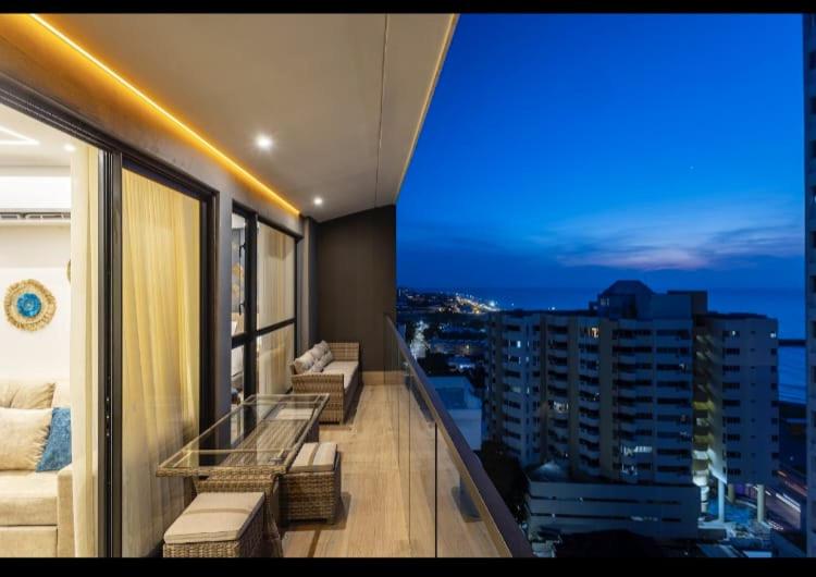 Beachfront Condo, Murano Centro 1- El Cabrero, Near Walled City, Airport Pick Up - Two-Bedroom Apartment - 37