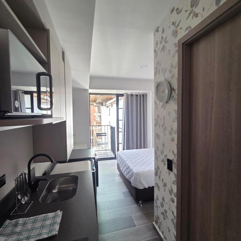 Beautiful Laureles Studio Apartment - One-Bedroom Apartment - 10